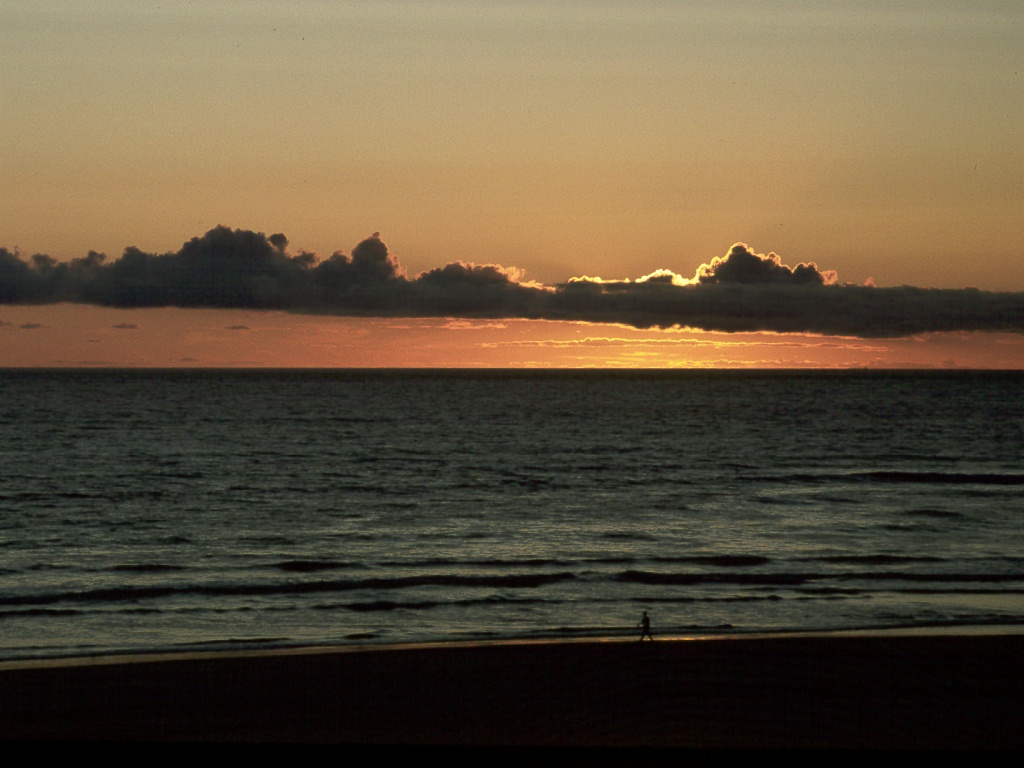 031 Beach sunset.jpg