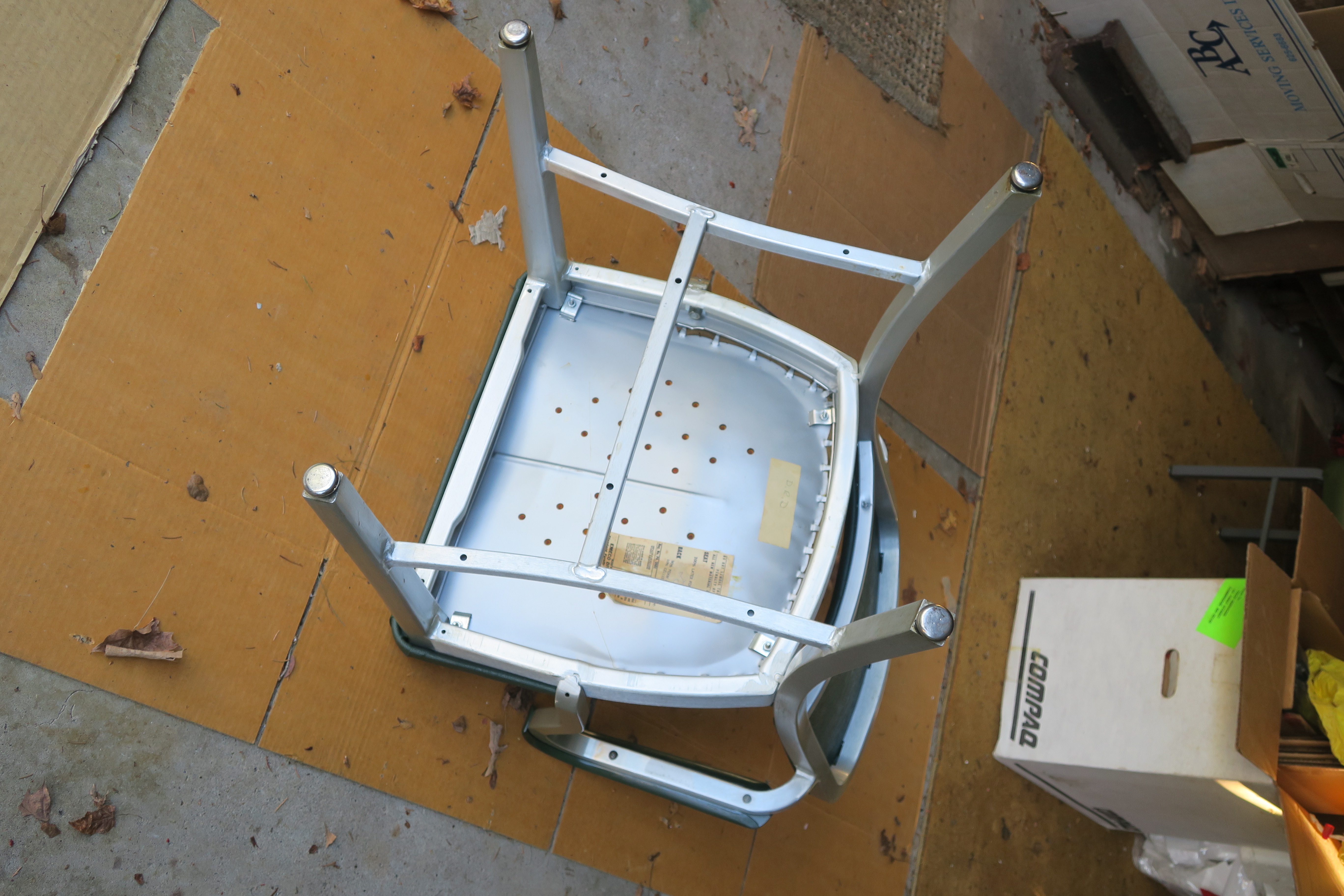 IMG_5392 office chair.JPG